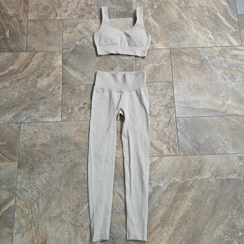 Ribbed Knit 2 Piece Activewear Set High Waist Leggings & Sports Bra Beige Small
